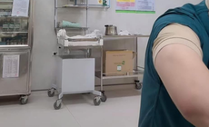 Bác sĩ có được livestream khi thăm khám, đỡ đẻ cho sản phụ hay không?