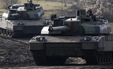 Xe tăng chủ lực Leclerc của Pháp triển khai sát Ukraine