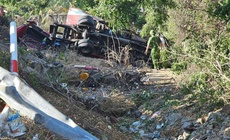 Xe khách lao xuống vực ở Lâm Đồng, 4 người tử vong, nhiều người bị thương
