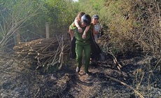 Đà Nẵng: Ngọn lửa bùng phát do gió lớn, một phụ nữ suýt mất mạng khi đốt rác