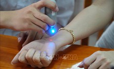 Nhóm học sinh Đồng Nai thiết kế thiết bị giúp xác định chính xác huyệt đạo