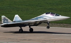 Tiêm kích Su-57 hai chỗ ngồi của Nga thực hiện chuyến bay thử đầu tiên