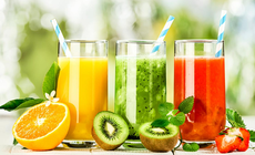 3 hệ lụy nghiêm trọng khi uống thuốc cùng nước giải khát