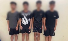 Đang đứng ở cửa nhà, cháu bé 14 tuổi bị ném gạch vào đầu gây chấn thương sọ não