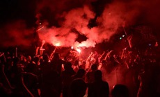Thủ đô nước Pháp chìm trong hỗn loạn sau chức vô địch châu Âu của PSG