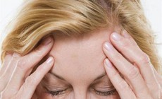 Chóng mặt dữ dội tưởng đột quỵ, hóa ra do 'sỏi tai'