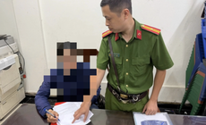 Phạt người phụ nữ bán 10 chiếc bánh rán giá 430.000 đồng cho khách nước ngoài 