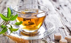 Uống nước lá đinh lăng, lạc tiên có tác dụng gì?