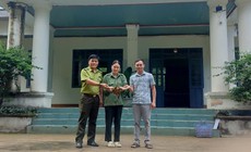 Người dân phát hiện 'loài vật rất quý' liền mang về giao nộp cho chính quyền
