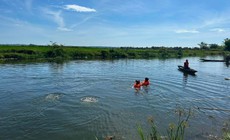 Vụ hai mẹ con mất tích bên bến nước ở Huế: Đã tìm thấy thi thể người mẹ