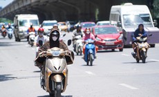 Nắng nóng thiêu đốt sắp vào đỉnh điểm, bão Mekhala vẫn tiếp tục mạnh lên