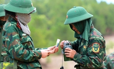 Quân đội tăng quân số, quyết tâm khống chế đám cháy rừng ở Nghệ An