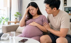 Nắng 40°C: Vì sao thai phụ dễ dị phù chân hơn?