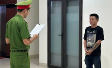 Say xỉn, Phan Minh Trí lái xe bán tải tông quán nhậu rồi lao thẳng tới trụ sở công an thách thức
