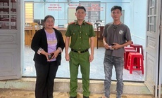 Công an Lâm Đồng giúp hai người dân nhận lại hơn nửa tỷ đồng chuyển khoản nhầm