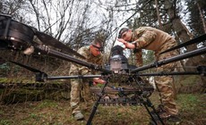 Vũ khí bí mật của Ukraine quét sạch hàng trăm khẩu pháo Nga chỉ trong 2 ngày
