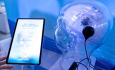 Trung Quốc hoàn thành ca cấy ghép giao diện não - máy tính thương mại đầu tiên trên thế giới