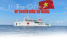 Những 'chiến sĩ áo trắng' mang tình thương ra đảo, mang niềm tin trở về