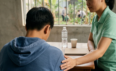 Khi nào người từ đủ 12 đến dưới 18 tuổi có thể được hoãn cai nghiện bắt buộc?