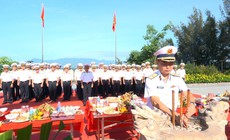 Vùng 4 Hải quân dâng hương tưởng niệm các anh hùng liệt sĩ Gạc Ma