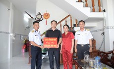 Lữ đoàn 955 quyên góp, trao quà sẻ chia đến các quân nhân đang điều trị bệnh