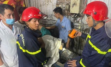 Nam thanh niên mắc kẹt tay trong máy tái chế hạt nhựa suốt nhiều giờ ở Huế