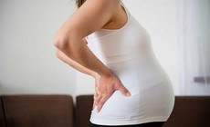 Cách giảm đau lưng ở bà bầu