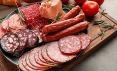 Người bị thoát vị đĩa đệm nên kiêng gì để giảm đau?