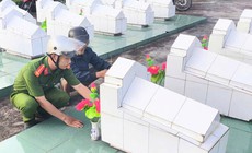 Hỗ trợ người cựu chiến binh bị lạc đường khi đi tìm mộ đồng đội