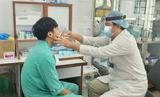 Ăn quá nóng, nam thanh niên bị tổn thương vùng họng