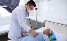 Phát hiện cụ bà thiếu máu nặng qua khám sức khỏe toàn dân