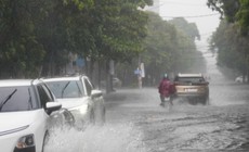 10 tỉnh thành ứng phó với áp thấp nhiệt đới trên Biển Đông
