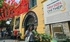 'Tâm son, chí thép' thu hút người dân Thủ đô
