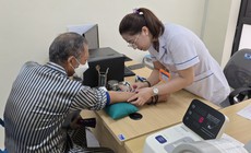 Lý do người trên 60 tuổi nhất định phải tiêm vaccine đầy đủ