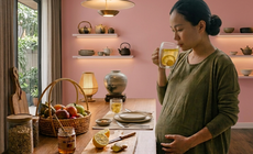 Phụ nữ mang thai có thể uống nước chanh gừng như thế nào?