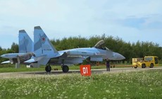 Phi đội 'tiêm kích ngoài hành tinh' Su-35 sẵn sàng xuất kích