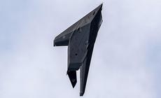 F-117 Nighthawk và B-2 Spirit: Đâu là máy bay tàng hình đỉnh cao của Mỹ