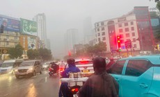 Miền Bắc giảm cả chục độ do không khí lạnh, vùng áp thấp trên biển mạnh lên 