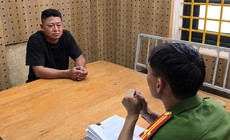 Va chạm giao thông, gã đàn ông đánh phụ nữ và cưỡng đoạt tiền