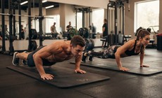 Điều gì xảy ra với cơ thể khi chống đẩy 10 lần mỗi ngày?