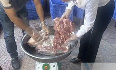 TP Hà Nội yêu cầu làm rõ phản ánh thực phẩm 'có mùi lạ' tại trường học