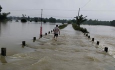Mưa lớn ở Trung Bộ và Nam Bộ còn kéo dài đến khi nào?