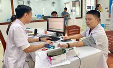 Cán bộ y tế Nghệ An hiến máu cứu bé trai 8 tuổi