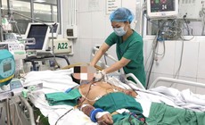 Người đàn ông nguy kịch sau dấu hiệu sốt cao, rét run