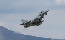 Chiến đấu cơ F-35 Mỹ gặp thách thức từ Typhoon châu Âu