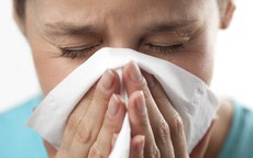 Thời tiết thay đổi cẩn thận với những biến chứng nguy hiểm của c&#250;m
