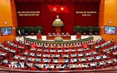 Th&#244;ng c&#225;o b&#225;o ch&#237; về ng&#224;y l&#224;m việc thứ nhất Hội nghị Trung ương 13