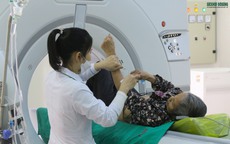 B&#225;c sĩ l&#253; giải: C&#243; n&#234;n lo sợ tia X khi chụp CT