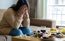 Rối loạn ăn uống: T&#225;c nh&#226;n &#226;m thầm ph&#225; vỡ v&#243;c d&#225;ng v&#224; sức khỏe