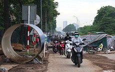 H&#224; Nội ph&#226;n luồng giao th&#244;ng tại Xu&#226;n Thủy v&#224; Đại lộ Thăng Long, người d&#226;n di chuyển thế n&#224;o?